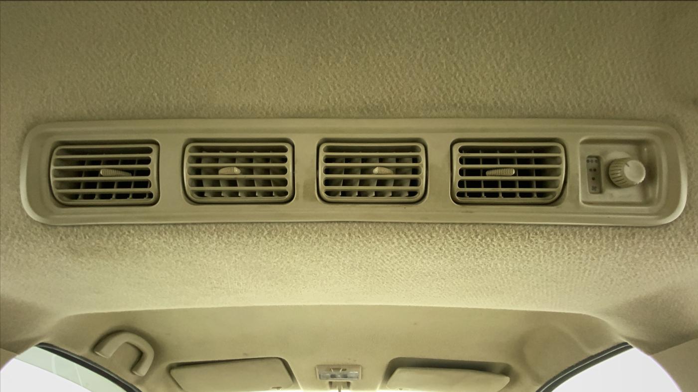 2014 Maruti Ertiga VXI CNG, CNG, Manual, 83,463 km, Rear AC Vents