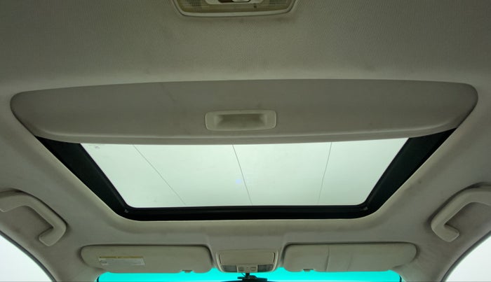 2016 Honda CRV 2.4 AWD AT, Petrol, Automatic, 1,03,602 km, Moonroof/ Sunroof