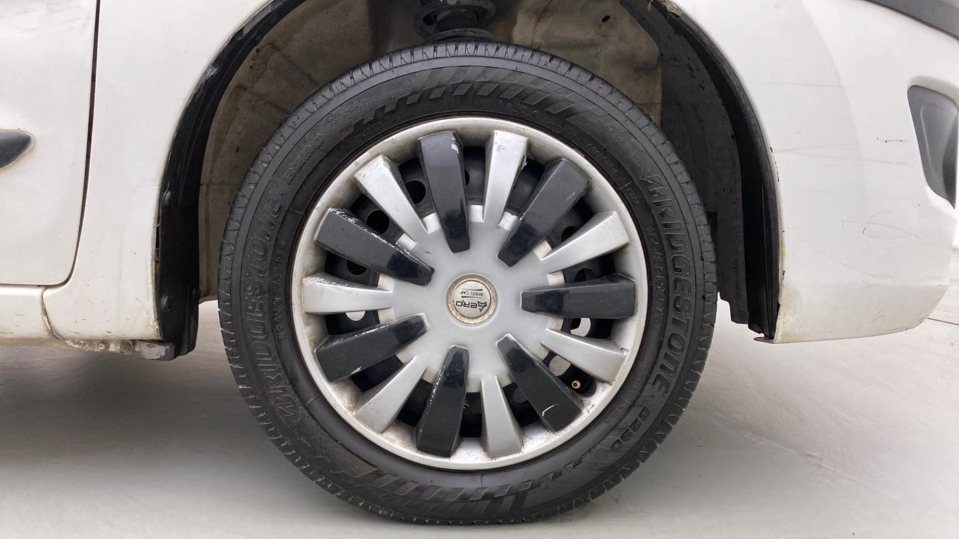 2013 Maruti Wagon R 1.0 VXI, Petrol, Manual, 92,195 km, Right Front Wheel