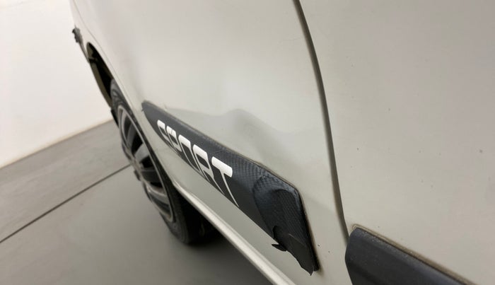 2013 Maruti Wagon R 1.0 VXI, Petrol, Manual, 92,195 km, Right rear door - Slightly dented