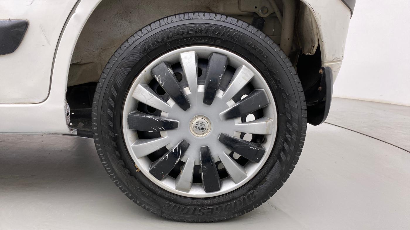 2013 Maruti Wagon R 1.0 VXI, Petrol, Manual, 92,195 km, Left Rear Wheel