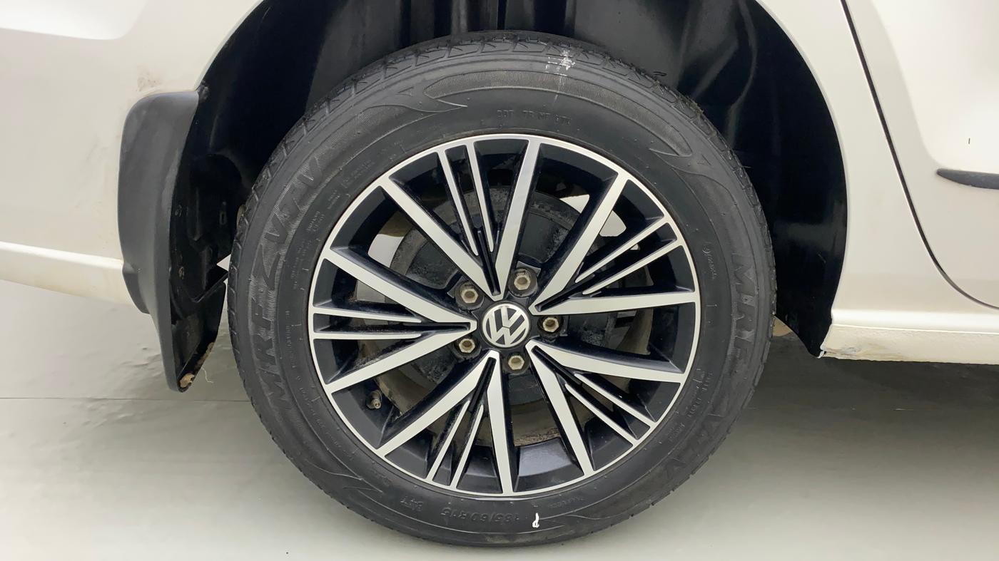 2019 Volkswagen Vento HIGHLINE DIESEL, Diesel, Manual, 52,858 km, Right Rear Wheel