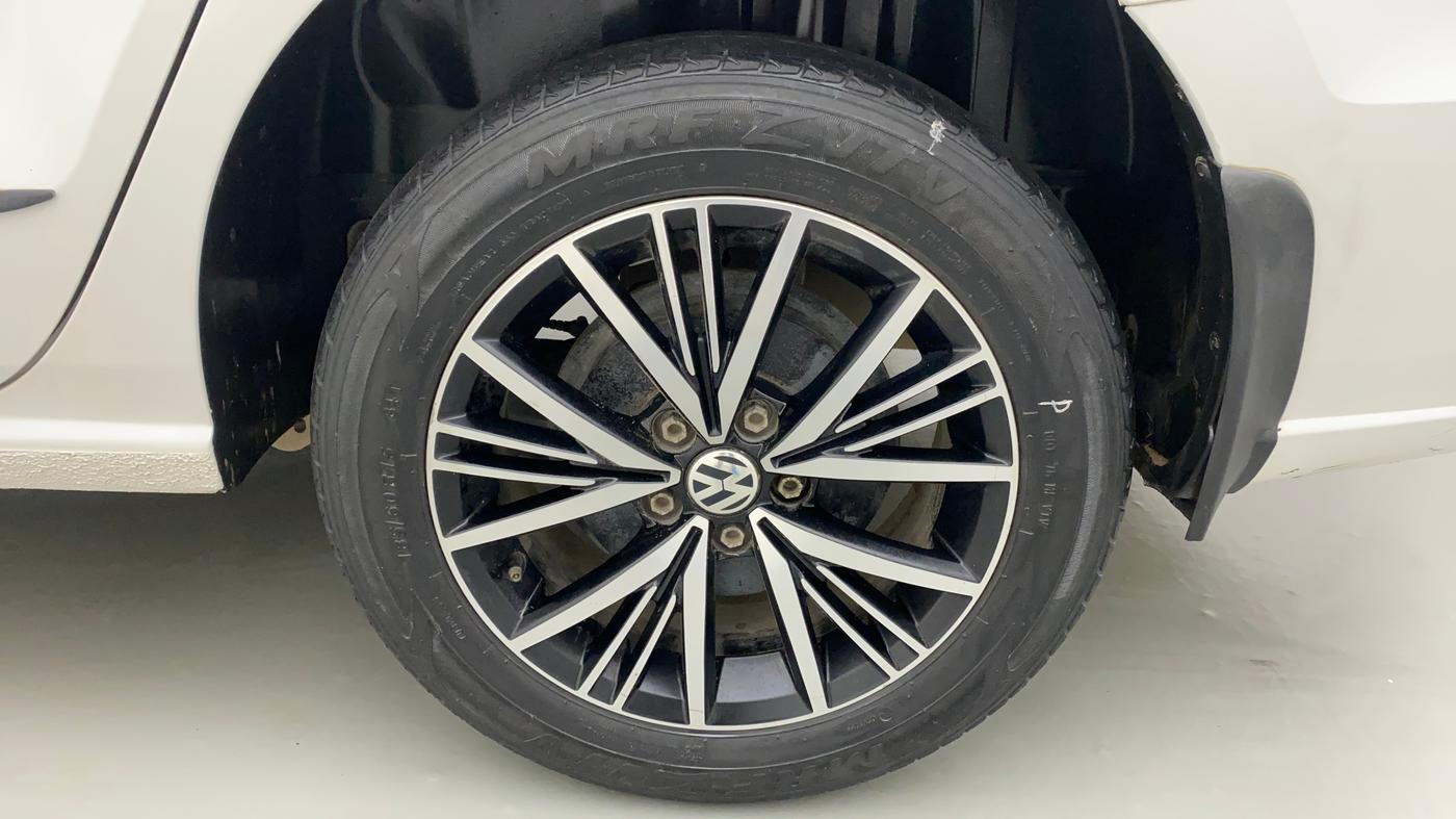 2019 Volkswagen Vento HIGHLINE DIESEL, Diesel, Manual, 52,858 km, Left Rear Wheel