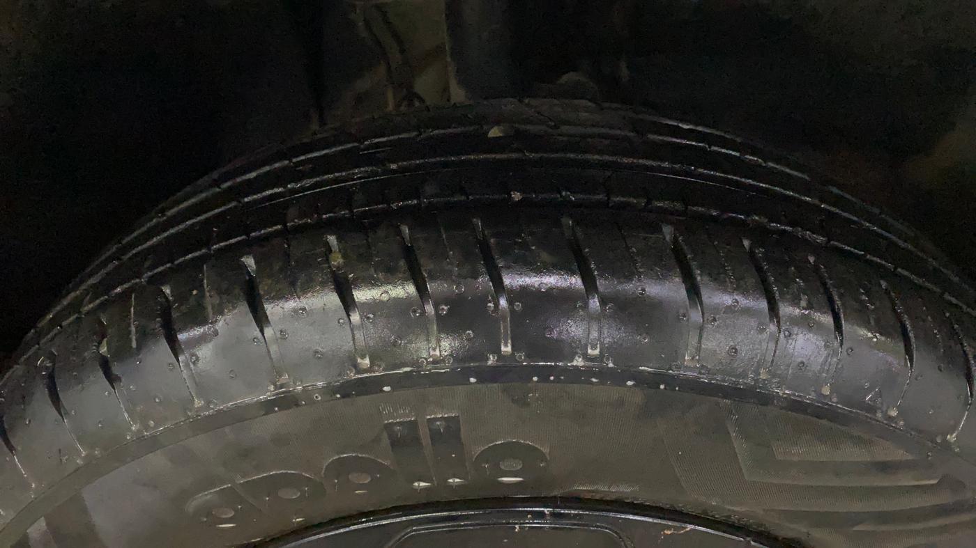 2022 Tata PUNCH ADVENTURE MT, Petrol, Manual, 8,068 km, Right Front Tyre Tread