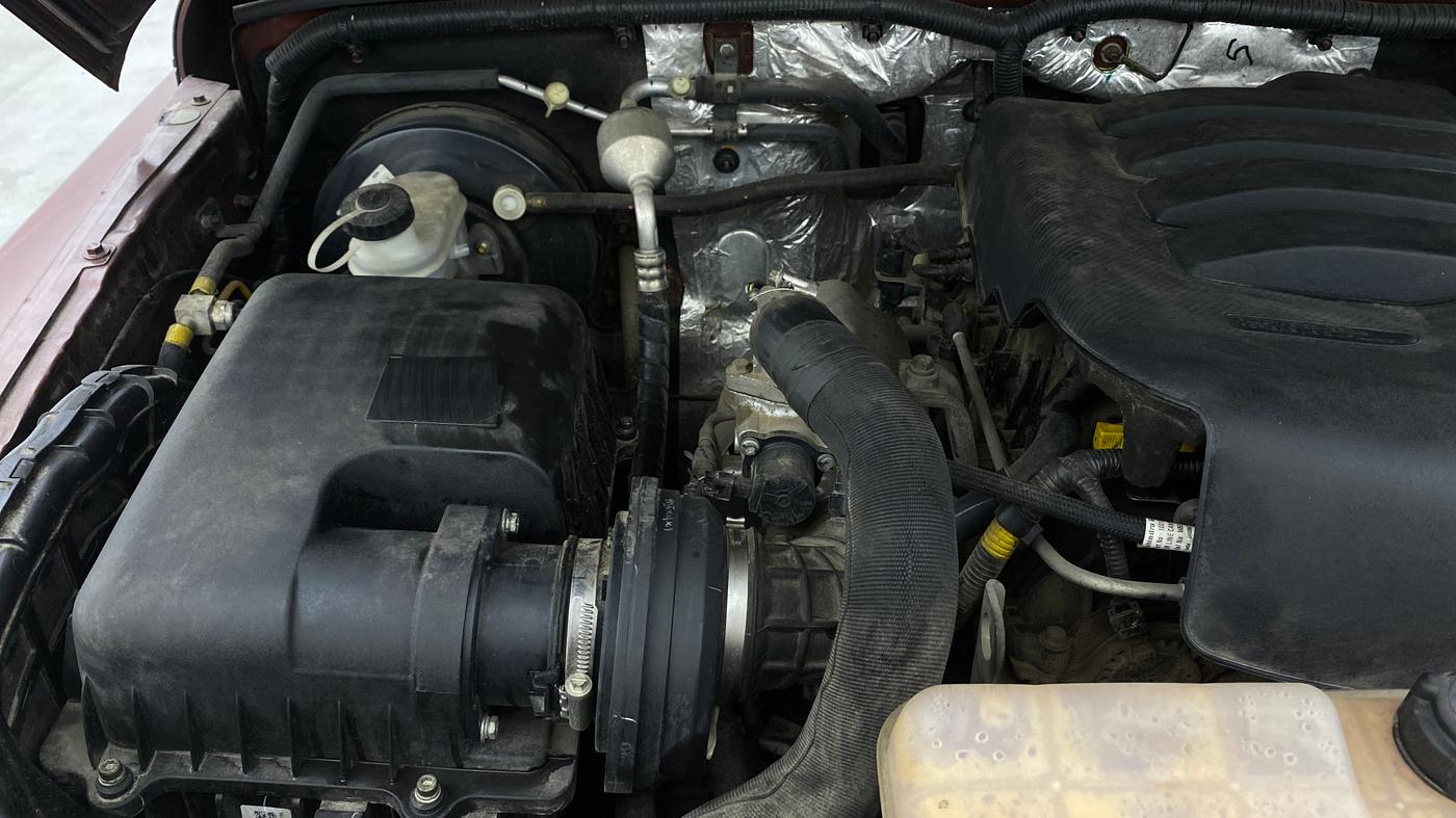 2022 Mahindra Thar LX PETROL HT 4WD AT, Petrol, Automatic, 31,431 km, Engine View - Right