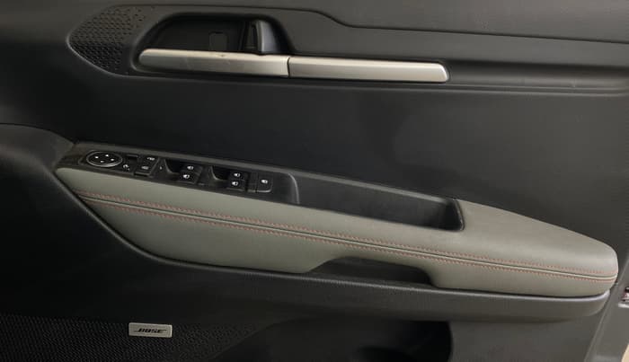 2023 KIA SONET X LINE 1.0 DCT, Petrol, Automatic, 35,139 km, Driver Side Door Panels Control