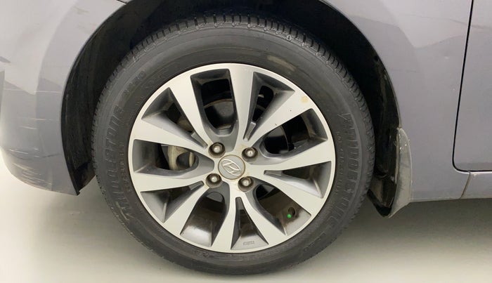 2017 Hyundai Verna 1.6 VTVT SX AT, Petrol, Automatic, 23,581 km, Left Front Wheel