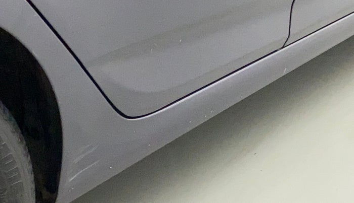 2017 Hyundai Verna 1.6 VTVT SX AT, Petrol, Automatic, 23,581 km, Right running board - Slightly dented