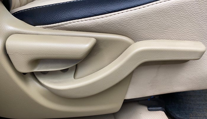 2017 Honda Amaze 1.2L I-VTEC SX, Petrol, Manual, 47,200 km, Driver Side Adjustment Panel