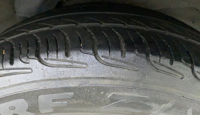 2011 Hyundai i10 ERA 1.1 IRDE, Petrol, Manual, 96,616 km, Left Rear Tyre Tread
