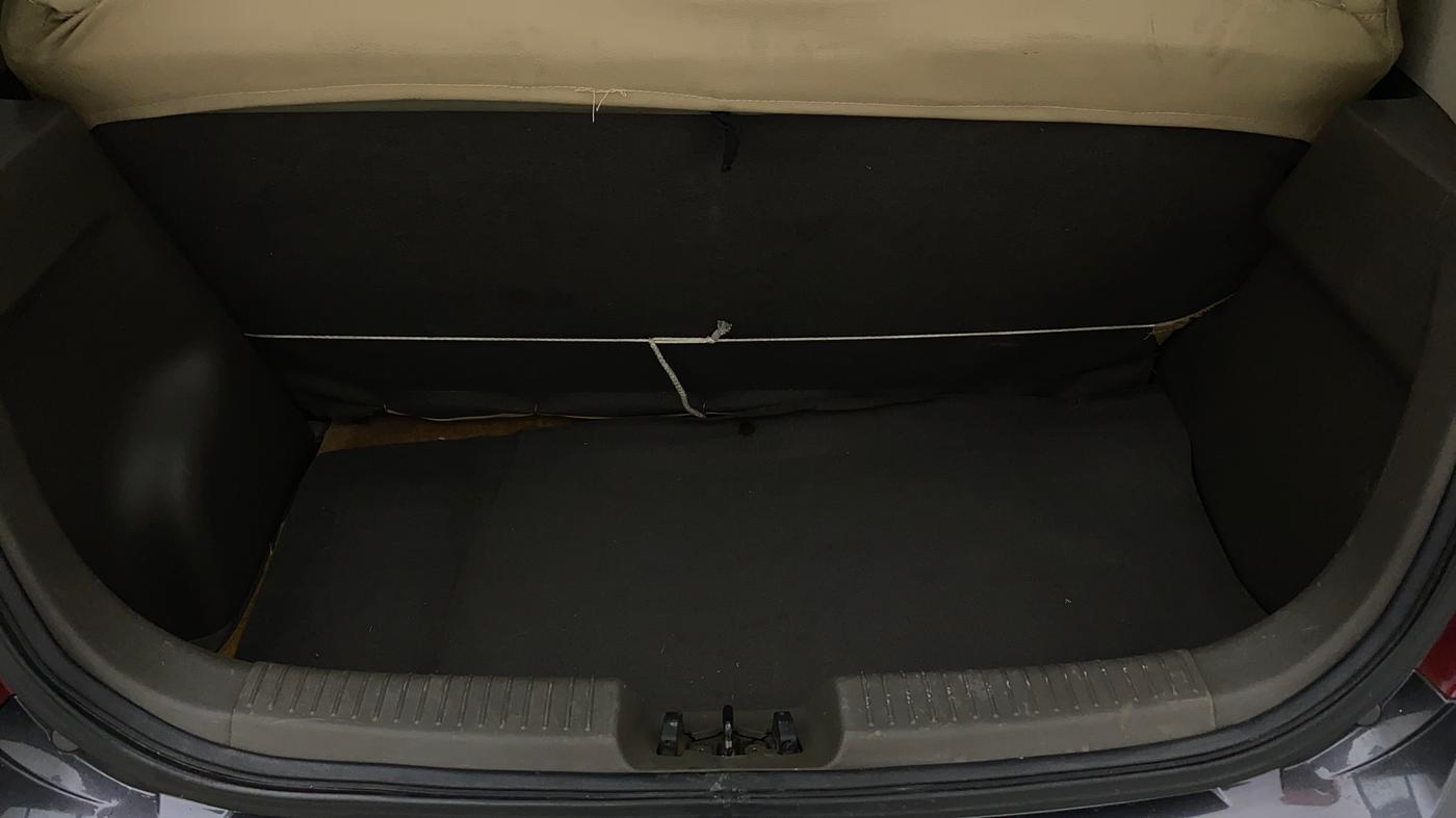 2011 Hyundai i10 ERA 1.1 IRDE, Petrol, Manual, 96,616 km, Boot Inside