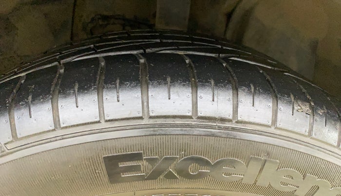 2018 Tata NEXON XZ PLUS DIESEL, Diesel, Manual, 93,457 km, Right Front Tyre Tread