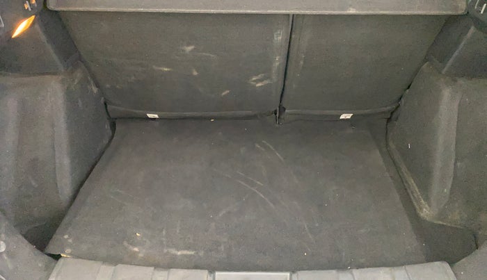 2018 Tata NEXON XZ PLUS DIESEL, Diesel, Manual, 93,457 km, Boot Inside