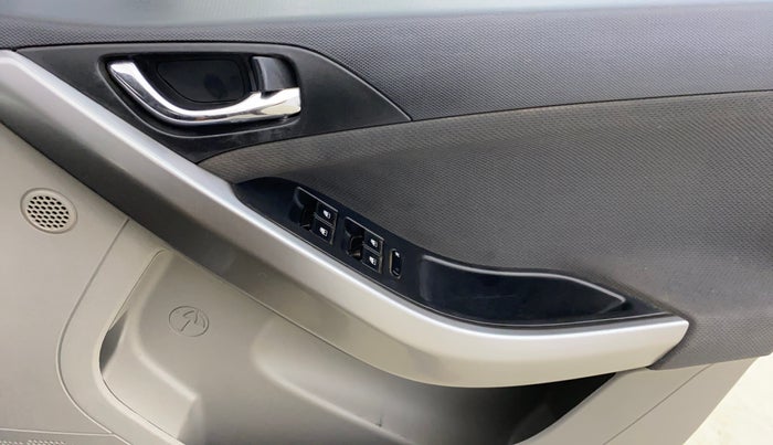 2018 Tata NEXON XZ PLUS DIESEL, Diesel, Manual, 93,457 km, Driver Side Door Panels Control