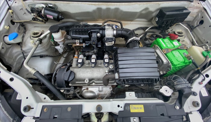 2016 Maruti Alto 800 VXI, Petrol, Manual, 24,069 km, Engine Bonet View