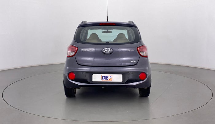 2017 Hyundai Grand i10 1.2 KAPPA SPORTZ (O), Petrol, Manual, 24,054 km, Back/Rear