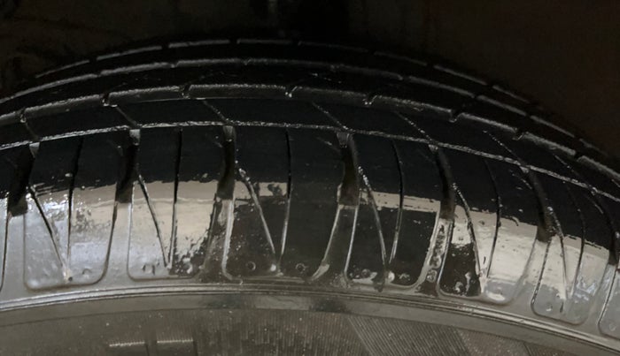 2021 KIA SONET HTK 1.2, Petrol, Manual, 19,297 km, Right Rear Tyre Tread