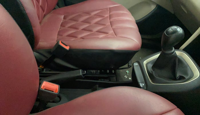 2019 Hyundai NEW SANTRO ERA EXECUTIVE, Petrol, Manual, 23,655 km, Gear Lever