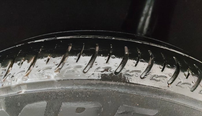 2020 Maruti Baleno SIGMA PETROL 1.2, Petrol, Manual, 46,396 km, Left Rear Tyre Tread