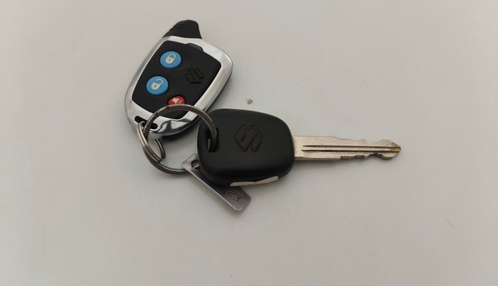 2020 Maruti Baleno SIGMA PETROL 1.2, Petrol, Manual, 46,396 km, Key Close Up