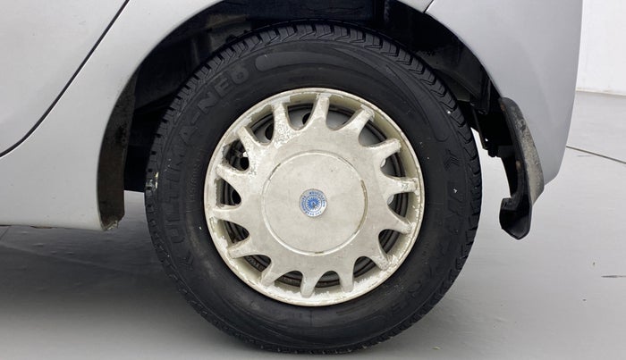 2017 Hyundai Eon ERA PLUS, CNG, Manual, 14,134 km, Left Rear Wheel