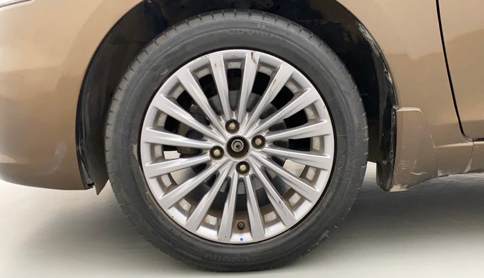 2017 Maruti Ciaz ALPHA  AT 1.4  PETROL, CNG, Automatic, 83,022 km, Left Front Wheel