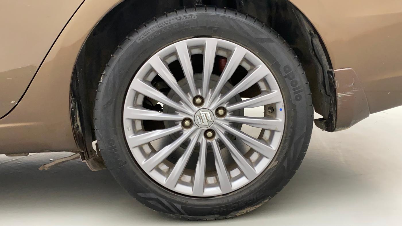 2017 Maruti Ciaz ALPHA  AT 1.4  PETROL, CNG, Automatic, 83,022 km, Left Rear Wheel