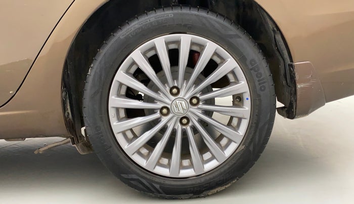 2017 Maruti Ciaz ALPHA  AT 1.4  PETROL, CNG, Automatic, 83,022 km, Left Rear Wheel