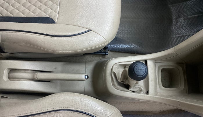2018 Maruti Ertiga ZXI+, Petrol, Manual, 1,12,233 km, Gear Lever