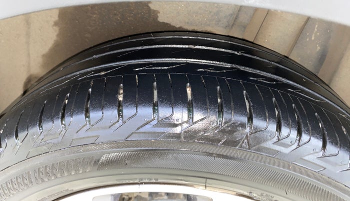 2022 Volkswagen TAIGUN TOPLINE 1.0 TSI AT, Petrol, Automatic, 55,400 km, Left Rear Tyre Tread