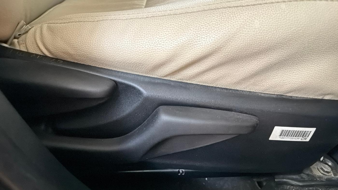 2017 Toyota Corolla Altis G CVT PETROL, Petrol, Automatic, 20,958 km, Driver Side Adjustment Panel