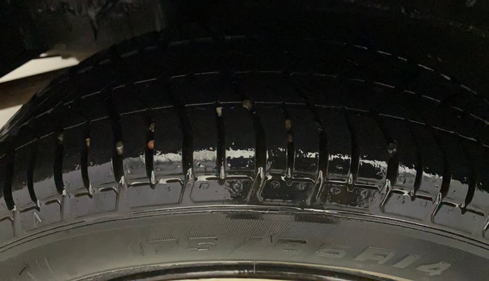 2020 Honda Amaze 1.2L I-VTEC S, Petrol, Manual, 1,12,727 km, Right Rear Tyre Tread