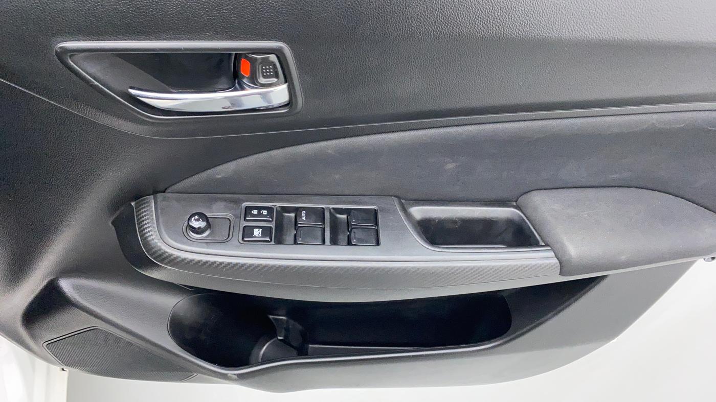 2019 Maruti Swift VXI AMT D, Petrol, Automatic, 12,396 km, Driver Side Door Panels Control