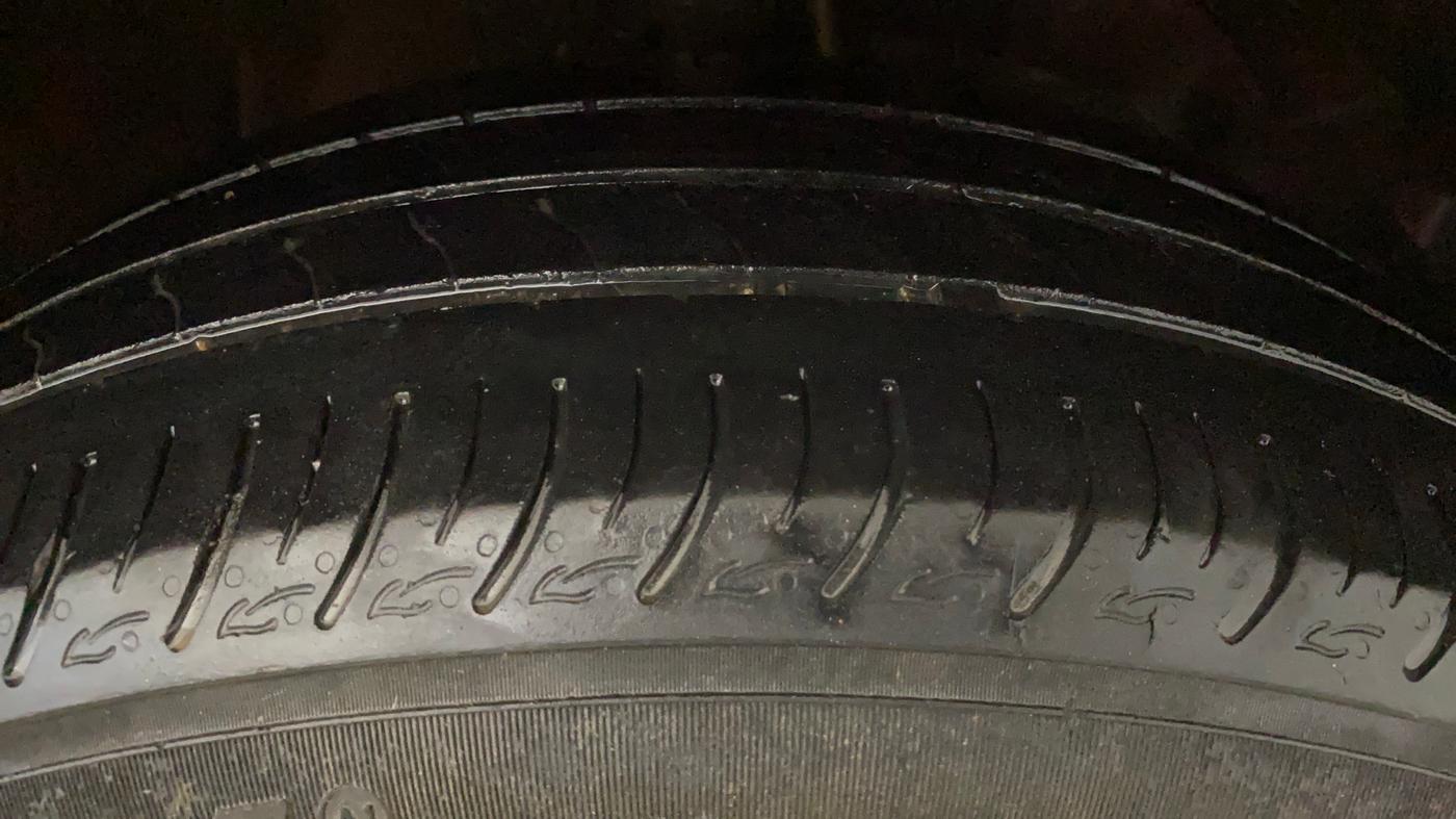 2018 Maruti Baleno DELTA PETROL 1.2, Petrol, Manual, 94,433 km, Right Front Tyre Tread