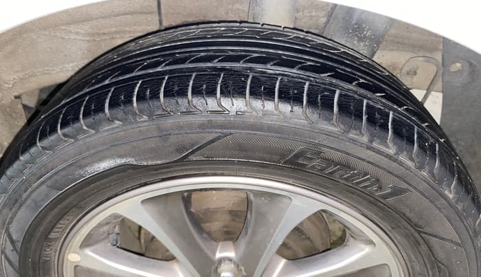2013 Hyundai Grand i10 ASTA 1.2 KAPPA VTVT, Petrol, Manual, 69,695 km, Left Rear Tyre Tread