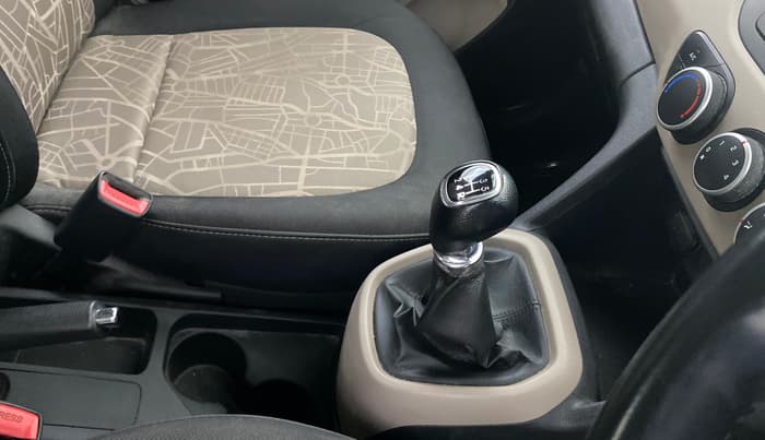 2013 Hyundai Grand i10 ASTA 1.2 KAPPA VTVT, Petrol, Manual, 69,695 km, Gear Lever