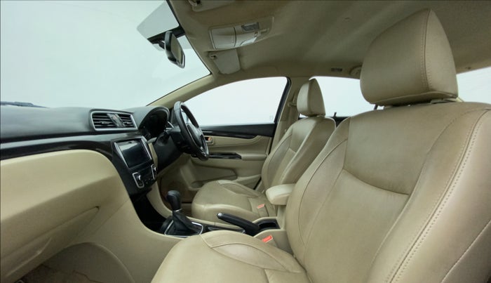 2017 Maruti Ciaz ALPHA  AT 1.4  PETROL, Petrol, Automatic, 95,675 km, Right Side Front Door Cabin