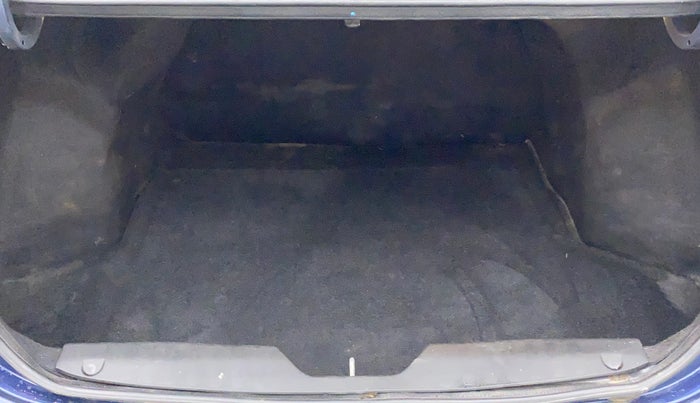 2017 Maruti Ciaz ALPHA  AT 1.4  PETROL, Petrol, Automatic, 95,675 km, Boot Inside