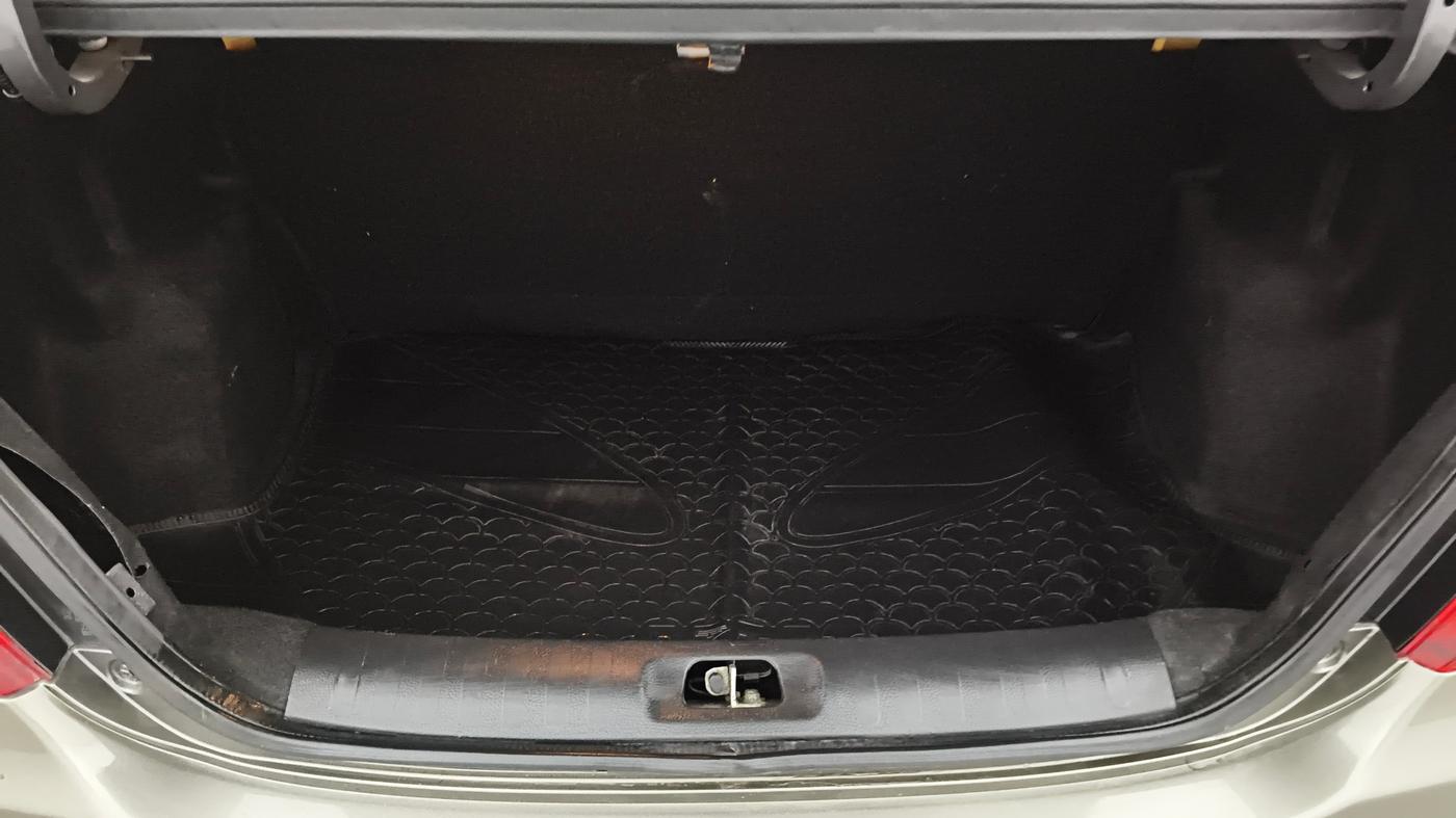 2016 Maruti Swift Dzire VXI, Petrol, Manual, 33,263 km, Boot Inside