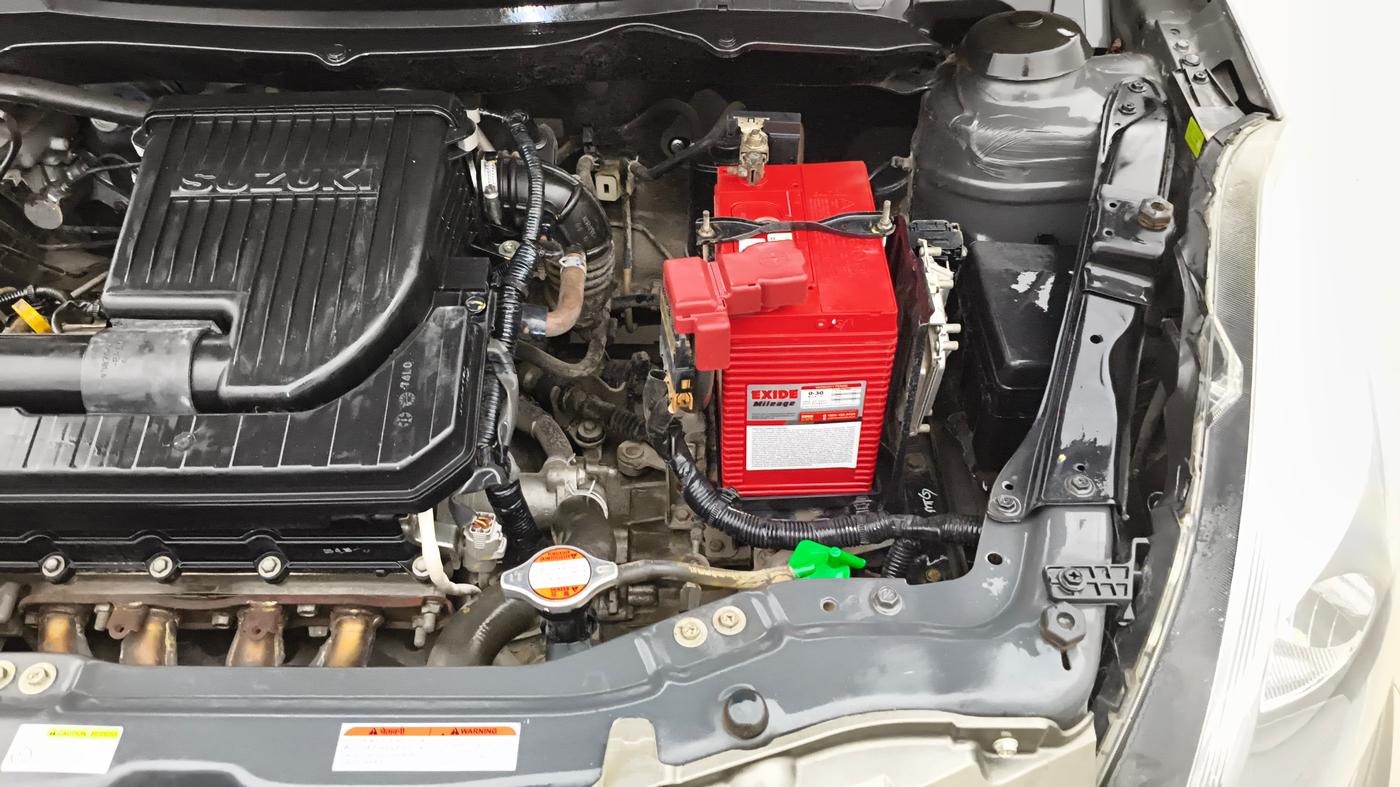 2016 Maruti Swift Dzire VXI, Petrol, Manual, 33,263 km, Engine View - Left