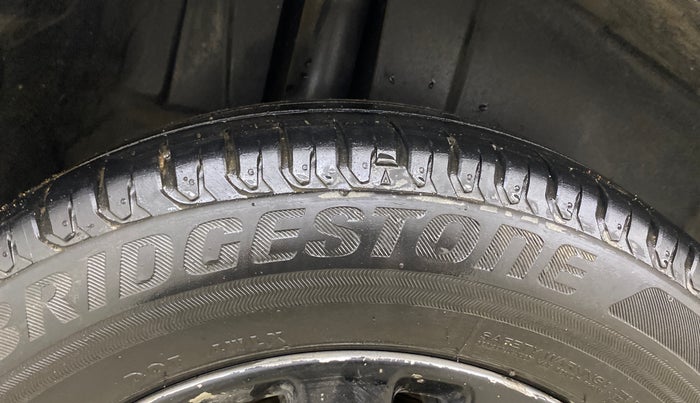 2018 Maruti Ertiga ZXI+, Petrol, Manual, 87,458 km, Right Rear Tyre Tread