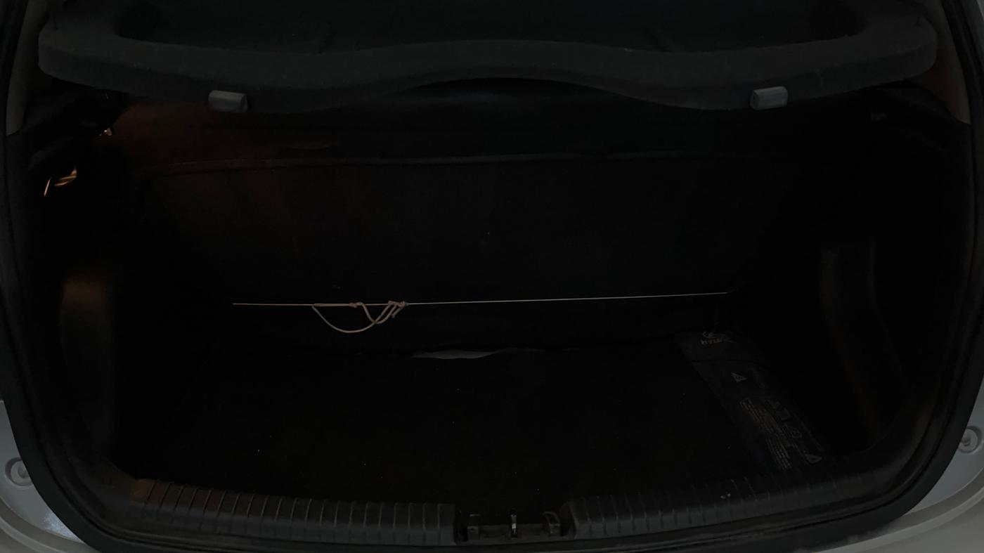 2015 Hyundai Grand i10 MAGNA 1.2 KAPPA VTVT, Petrol, Manual, 96,525 km, Boot Inside
