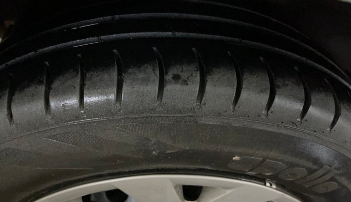 2015 Hyundai Grand i10 MAGNA 1.2 KAPPA VTVT, Petrol, Manual, 96,525 km, Right Rear Tyre Tread