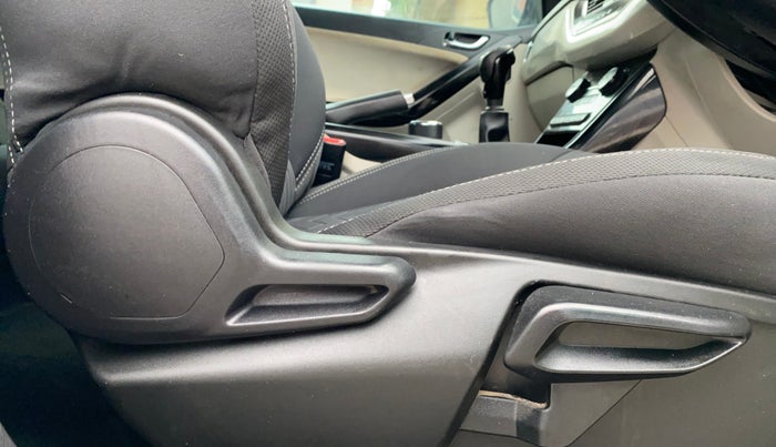 2023 Tata NEXON XZ PLUS PETROL, Petrol, Manual, 15,648 km, Driver Side Adjustment Panel