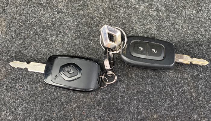 2023 Renault Kwid CLIMBER AMT 1.0, Petrol, Automatic, 13,501 km, Key Close Up