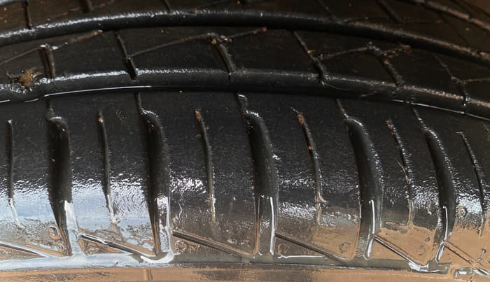 2023 Renault Kwid CLIMBER AMT 1.0, Petrol, Automatic, 13,501 km, Left Front Tyre Tread