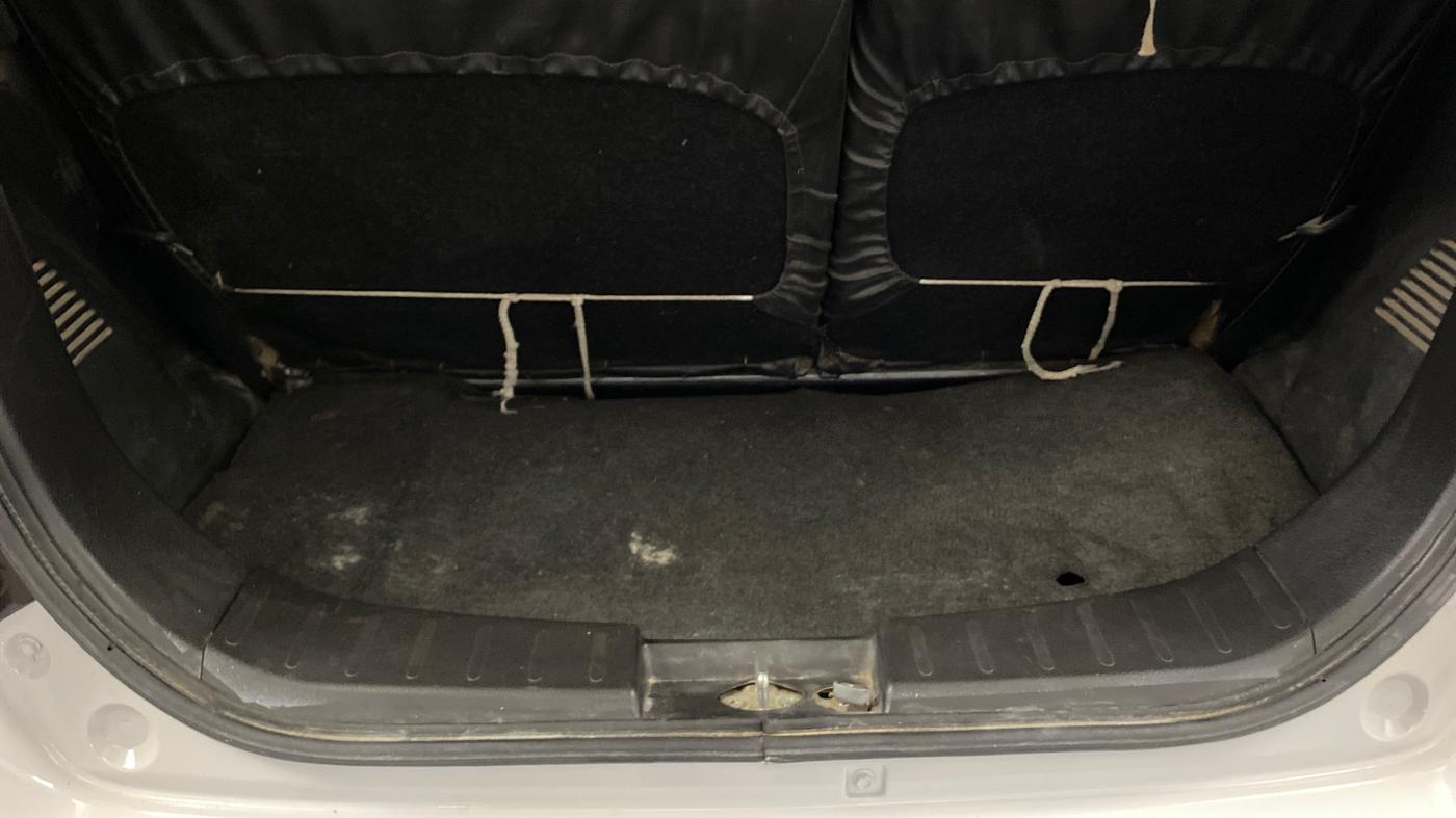 2015 Maruti Wagon R 1.0 LXI, Petrol, Manual, 41,957 km, Boot Inside