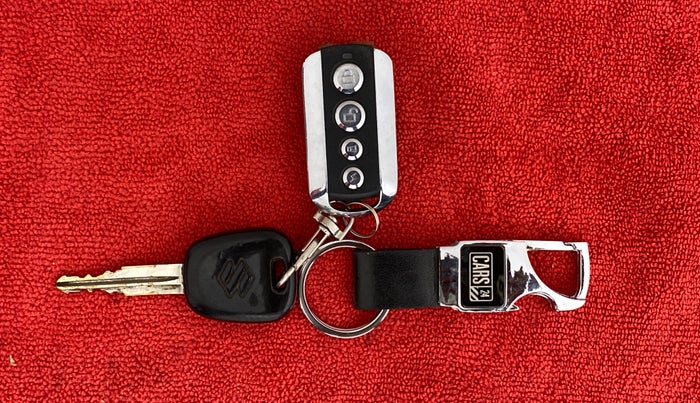 2014 Maruti Alto K10 VXI, Petrol, Manual, 53,179 km, Key Close Up