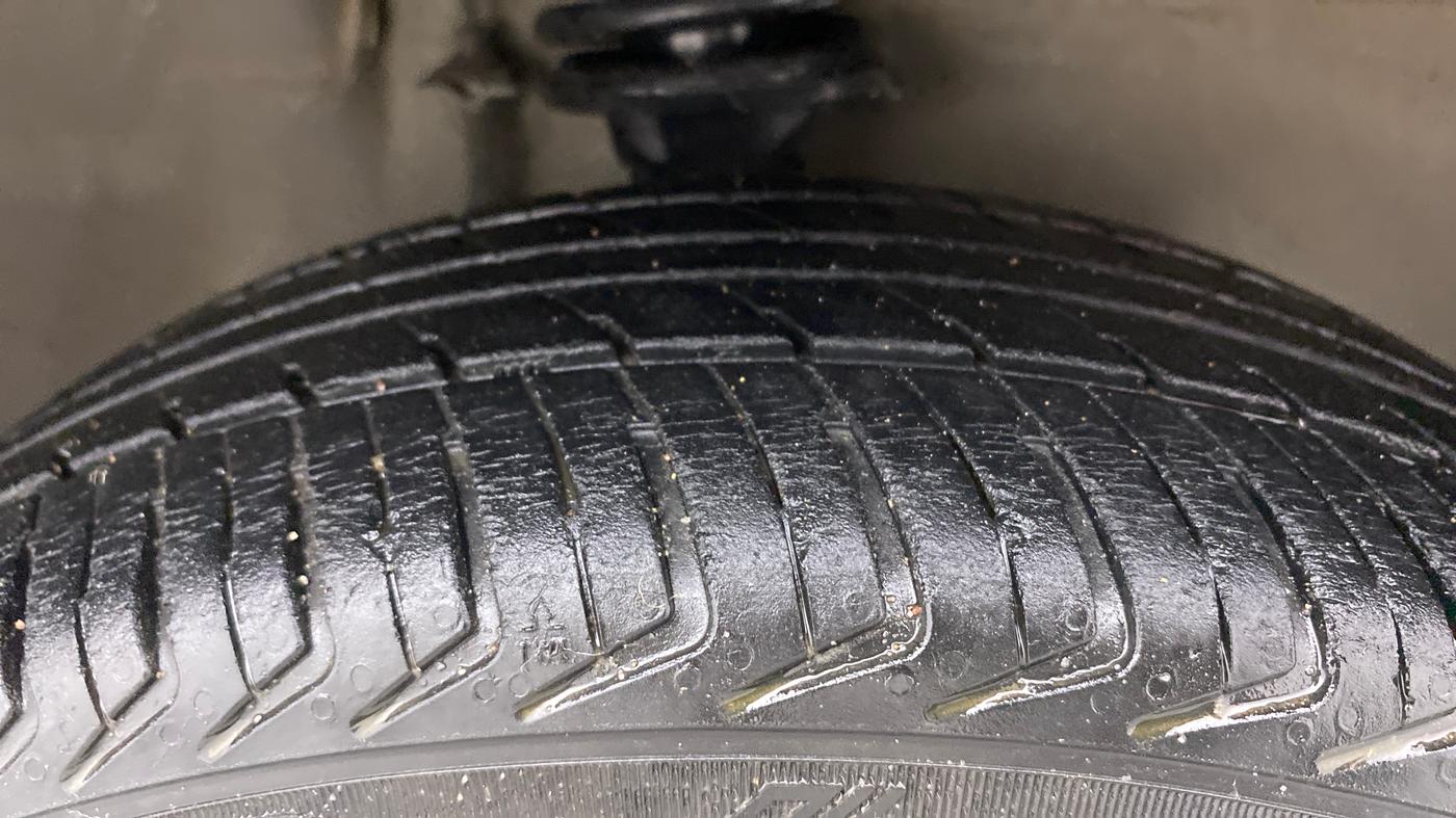 2014 Maruti Alto K10 VXI, Petrol, Manual, 53,179 km, Right Front Tyre Tread