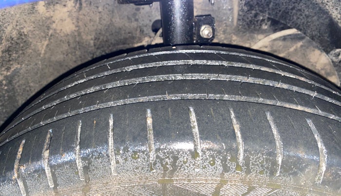 2019 Maruti Baleno ZETA PETROL 1.2, Petrol, Manual, 50,672 km, Right Front Tyre Tread